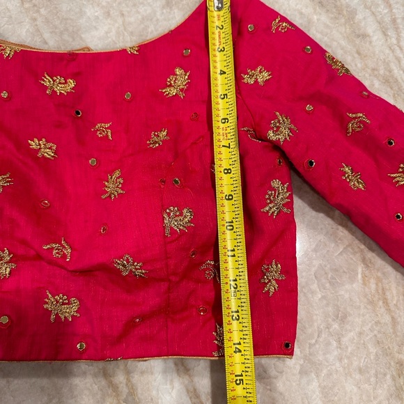 Pink Embroidered Bridal Lehenga Size Small - Picture 12 of 16